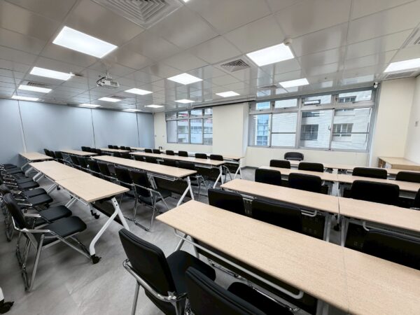 EDR廳 (2) 竹北愛因斯坦R聽租借(周一到五)(9am-5pm)