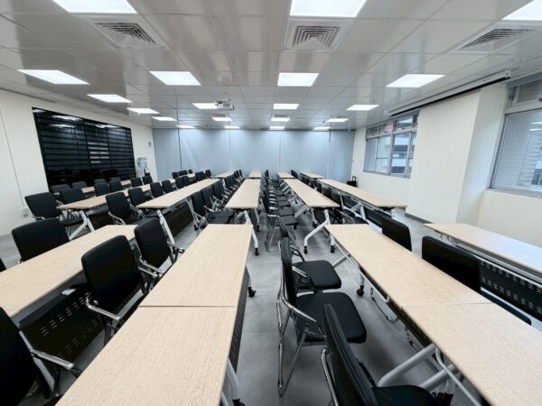 EDR廳 (3) 竹北愛因斯坦R聽租借(周一到五)(9am-5pm)